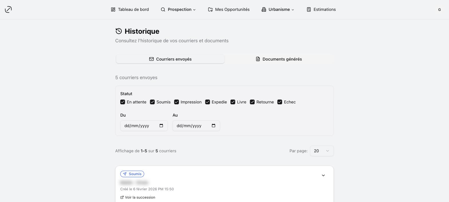 L'onglet « Courriers envoyés » : les cases de statut, les filtres de date et la pagination (destinataire flouté)