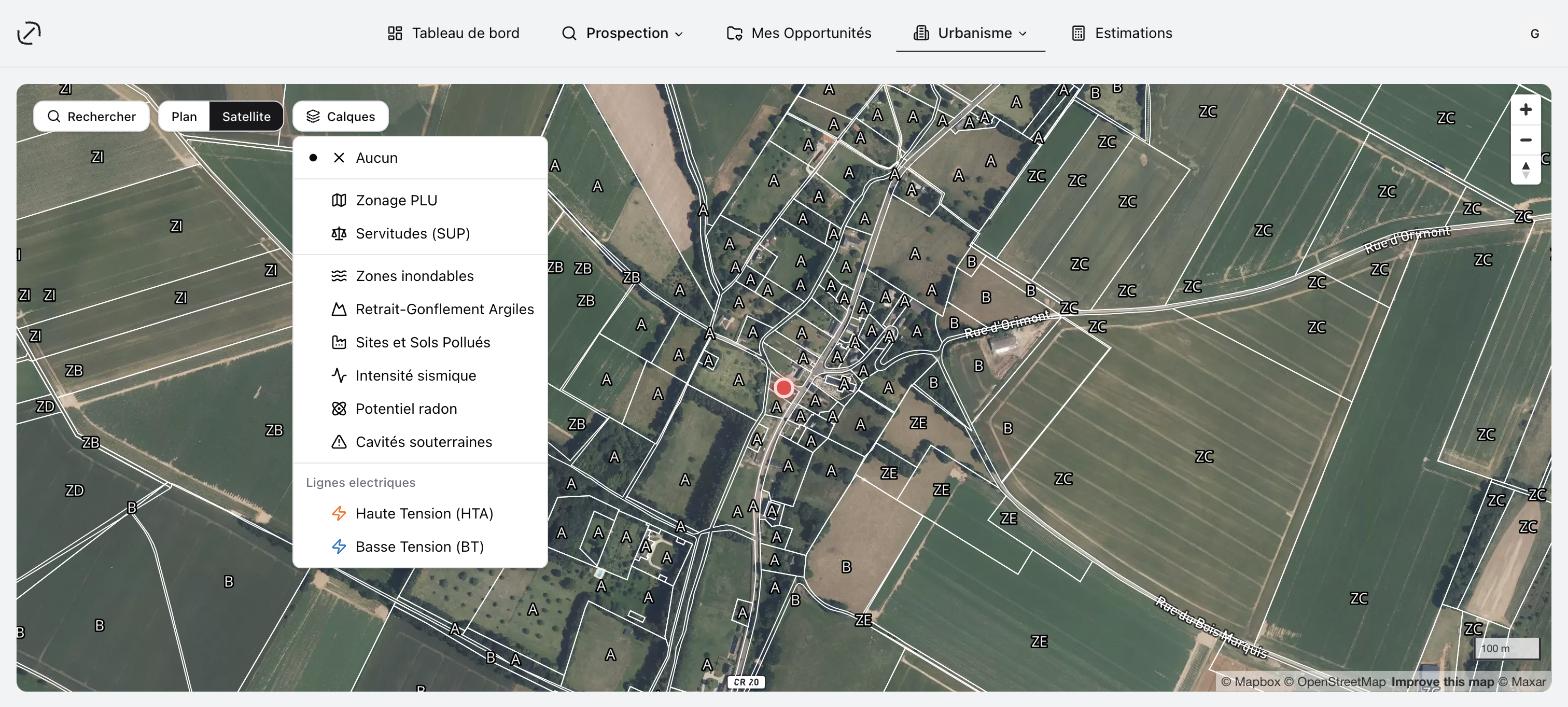 La carte d'urbanisme en fond Satellite, menu « Calques » ouvert sur la liste des calques disponibles